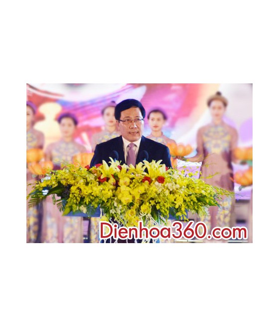 hoa_buc_phat_bieu trang_tri_hoa_buc_phat_bieu