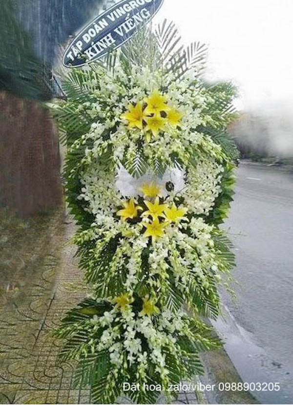 Những điều cần lưu ý khi gửi điện hoa chia buồn đám tang