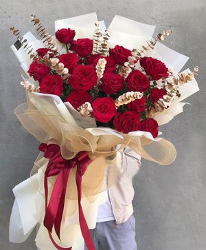 bó hoa hồng đỏ đẹp nhất tặng bạn gái