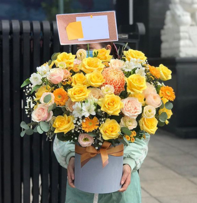 Giỏ hoa xinh đẹp gửi tặng người thân
