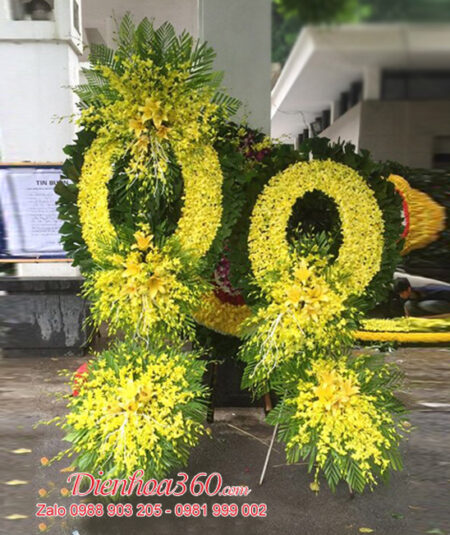 Vòng hoa to đẹp truyền thống