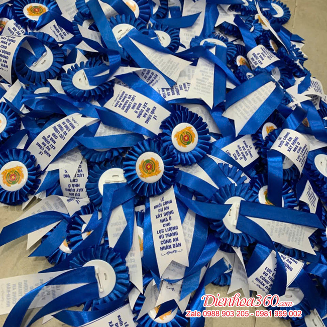 Hoa cài ngực đại hội công đoàn